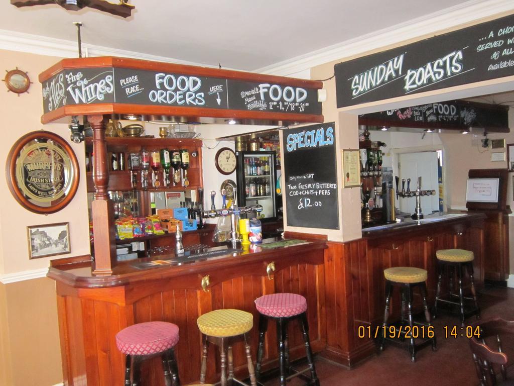 Queen Mary Inn Poole Kültér fotó